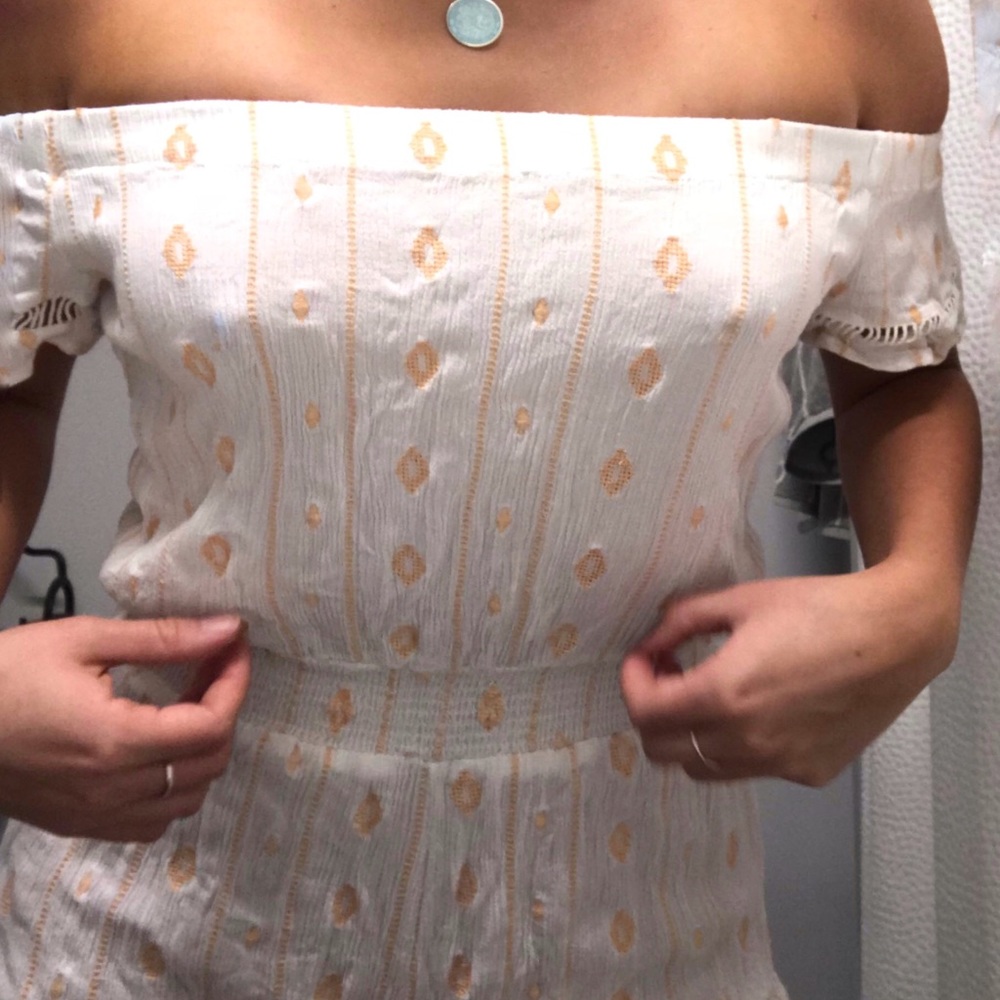Cute romper - Picture 3 of 3